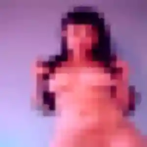 Lilou, 23 ans, en ligne à Pont-Sainte-Maxence pour un plan cul