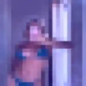 Yara, 23 ans, veut un plan cul à Port-Mort