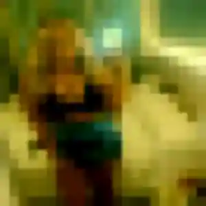 Flore (33 ans) à Prémont cherche une rencontre aujourd'hui