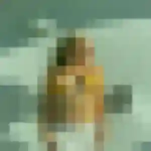 Charmante Djenna, 20 ans à Preures - voir sa photo