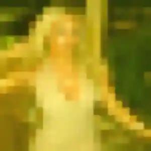 Elena de Puiseux-Pontoise, 22 ans - plan cul en toute liberté