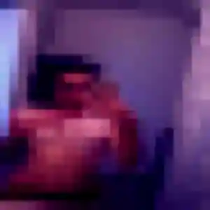 Photo sexy de Eden, 23 ans à Puybegon - plan discret