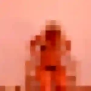 Imen, 24 ans, en ligne à Querrien pour une rencontre coquine