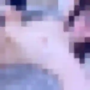 Charmante Anouk, 34 ans à Quins - la contacter