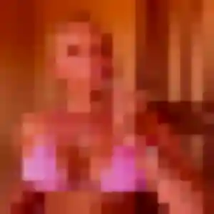 Photo de Heloise à Recquignies (29 ans) - plan cul gratuit