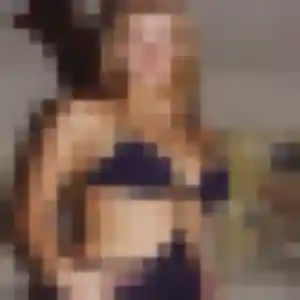 Constance, 19 ans, disponible à Reignac pour un plan cul