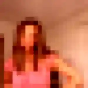 Elia, femme de 35 ans propose plan cul à Renazé