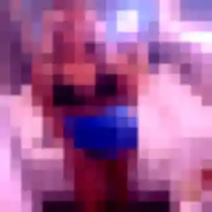 Emna (19 ans) à Rieucros cherche un plan cul ce soir