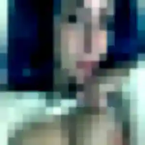 Tessa, 23 ans, connectée à Riols pour un plan cul