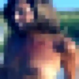 Sexy Maelys, 23 ans à Roiffieux - découvrir son profil