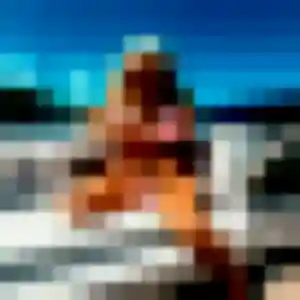 Elina, 20 ans, en ligne à Roncey pour une rencontre coquine