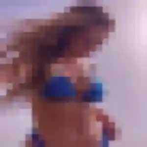 Alissa, 20 ans, dispo pour plan cul à Roscoff