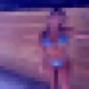 Sexy Lison, 22 ans à Rosult - voir sa photo