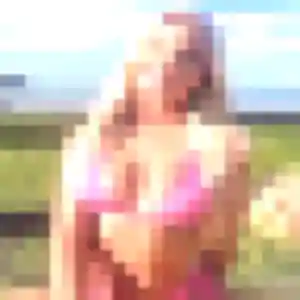 Syrine (21 ans) à Rou-Marson propose un plan cul ce soir