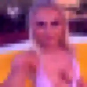 Rencontre Yasmine, 19 ans à Routot en t'inscrivant