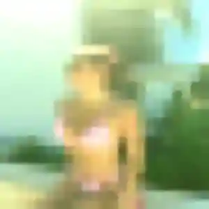 Photo de Elina à Sacy-le-Grand (19 ans) - plan cul discret