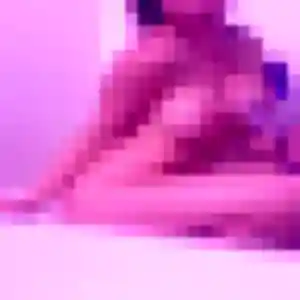 Lena, 27 ans, dispo pour plan cul à Saint-Amans-des-Cots