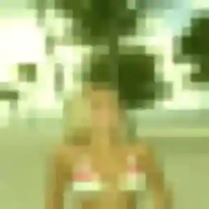 Ninon (22 ans) à Saint-Arnoult cherche une rencontre aujourd'hui