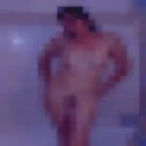 Photo exclusive de Doriane, 22 ans à Saint-Bauzille-de-Montmel - plan discret