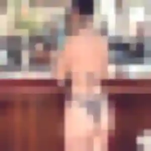 Lila (23 ans) à Saint-Brice-sous-Forêt attend une rencontre ce soir