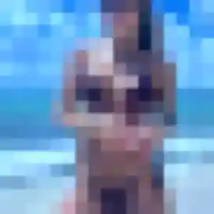 Rencontre Mona, 34 ans à Saint-Cyr-sur-Mer en privé
