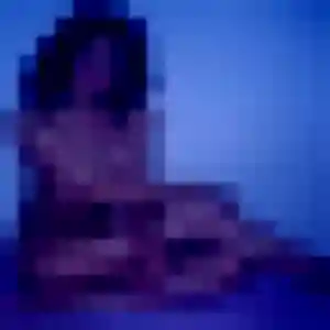 Naya, 26 ans, cherche un plan cul à Saint-Denis-de-l'Hôtel
