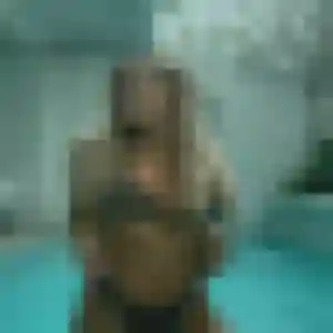 plan cul à Saint-Denis-sur-Loire : profil de Axelle, 30 ans - inscription gratuite