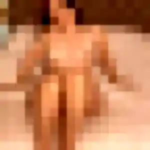 Photo privée de Manelle, 33 ans à Saint-Didier-sur-Beaujeu - rencontre coquine
