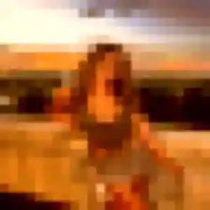 Elya, femme de 22 ans propose plan cul à Saint-Étienne-au-Mont