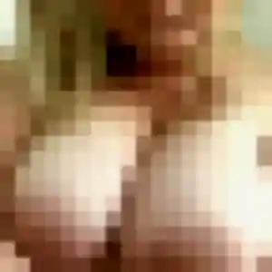 Mona, femme de 35 ans cherche plan cul à Saint-Genest-d'Ambière