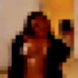 Lyana, femme de 33 ans propose plan cul à Saint-Georges-sur-Baulche