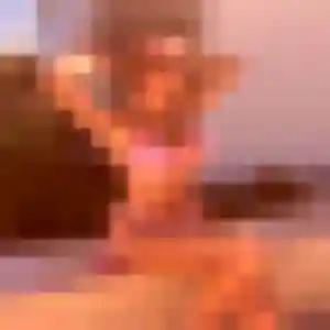 Noemi, 31 ans, en ligne à Saint-Germain-en-Coglès pour un plan cul