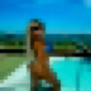 Zelie, fille de 31 ans cherche plan cul à Saint-Gilles-Croix-de-Vie