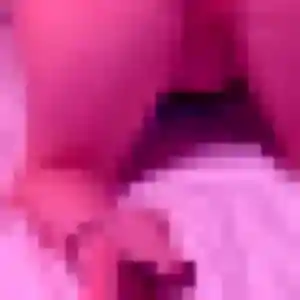 Nolwenn, fille de 23 ans propose plan cul à Saint-Guinoux