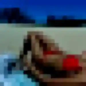 Alix, 32 ans, veut un plan cul à Saint-Hilarion