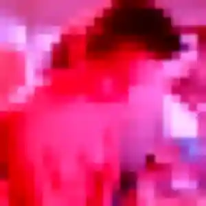 Giulia, femme de 20 ans propose plan cul à Saint-Jacques-de-Néhou