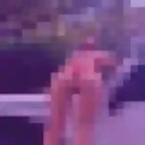 Charmante Alissa, 30 ans à Saint-Jacques-sur-Darnétal - voir sa photo