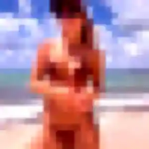 Lena de Saint-Jean-d'Heurs, 34 ans - plan cul sans lendemain