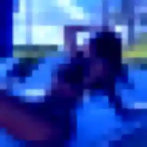 Manelle, 29 ans, en ligne à Saint-Jean-de-Soudain pour un plan cul