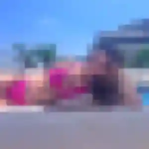Leila, 24 ans, connectée à Saint-Julien-de-Peyrolas pour une rencontre coquine