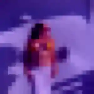 Djenna, 27 ans, connectée à Saint-Julien-l'Ars pour une rencontre coquine