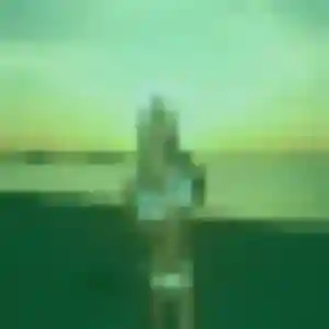 Capucine, 25 ans, connectée à Saint-Laurent-Blangy pour un plan cul