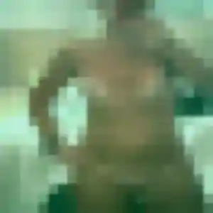 Justine, fille de 25 ans cherche plan cul à Saint-Léger-du-Bourg-Denis