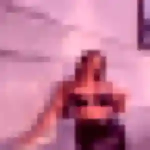 Sexy Elena, 20 ans à Saint-Magne-de-Castillon - découvrir son profil