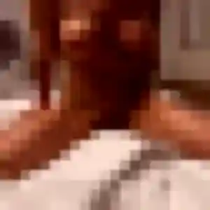 Lyana, femme de 32 ans propose plan cul à Saint-Maixent