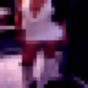 Photo privée de Flore, 38 ans à Saint-Malo-des-Trois-Fontaines - plan discret