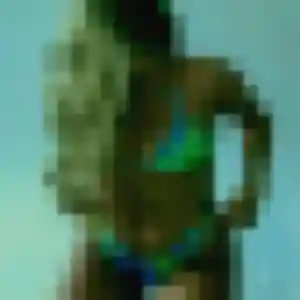 Doriane (21 ans) à Saint-Martin-d'Aubigny propose un plan cul maintenant