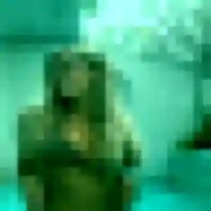 Axelle, 34 ans, disponible à Saint-Martin-d'Uriage pour un plan cul