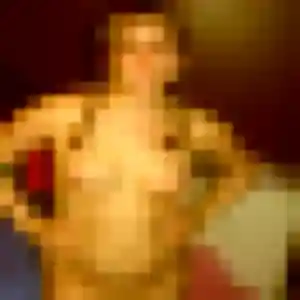 Charmante Soraya, 29 ans à Saint Martin de l'If - voir sa photo