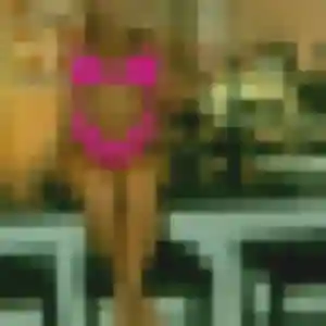 Photo de Assia à Saint-Max (21 ans) - plan cul gratuit